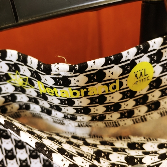 beta brand catstooth